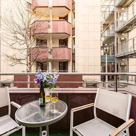 Avignon Apartament Wrocław